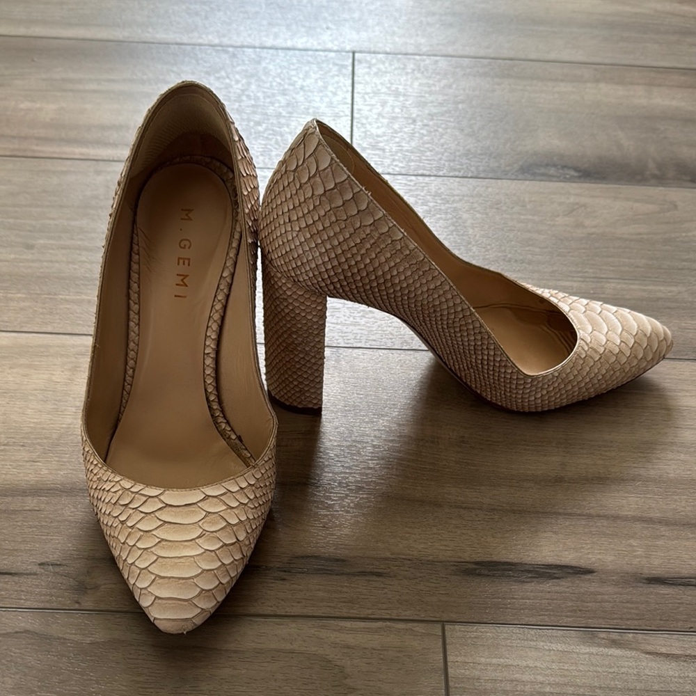 M. Gemi Women's Tan Pumps